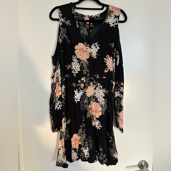 Floral Open Shoulder Dress from Dynamite - Picture 1 of 8